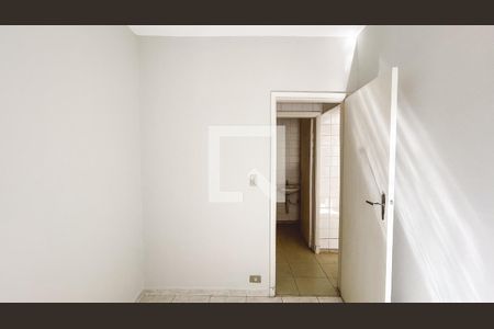 Casa à venda com 320m², 4 quartos e 3 vagas Casa à venda com 320m², 4 quartos e 3 vagasQuarto de Serviço
