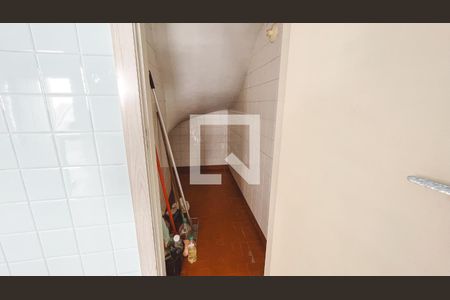 Casa à venda com 320m², 4 quartos e 3 vagas Casa à venda com 320m², 4 quartos e 3 vagasDespensa