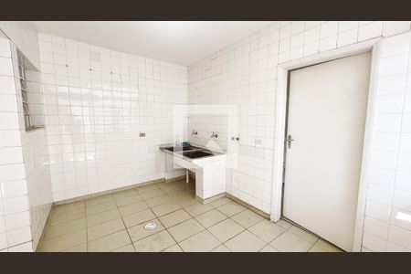 Casa à venda com 320m², 4 quartos e 3 vagas Casa à venda com 320m², 4 quartos e 3 vagasÁrea de Serviço