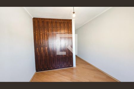Casa à venda com 320m², 4 quartos e 3 vagas Casa à venda com 320m², 4 quartos e 3 vagasQuarto 2