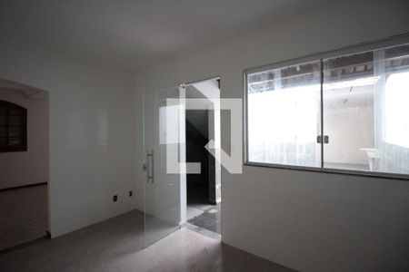 Casa à venda com 200m², 4 quartos e 4 vagasCozinha