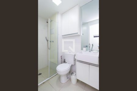 Apartamento à venda com 46m², 2 quartos e 1 vaga Apartamento à venda com 46m², 2 quartos e 1 vagaBanheiro