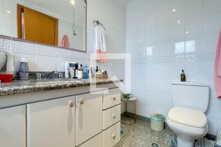 Apartamento para alugar com 148m², 3 quartos e 3 vagasSuíte 3 - banheiro