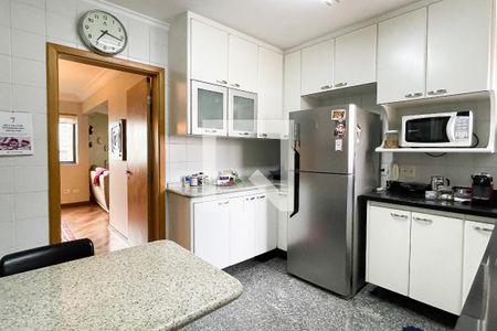 Apartamento para alugar com 148m², 3 quartos e 3 vagasCozinha