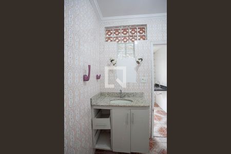 Studio para alugar com 51m², 1 quarto e sem vaga Studio para alugar com 51m², 1 quarto e sem vagaBanheiro social