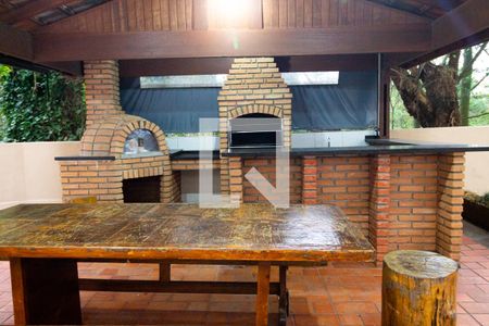 Apartamento à venda com 117m², 3 quartos e 2 vagas Apartamento à venda com 117m², 3 quartos e 2 vagasÁrea comum - Churrasqueira