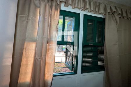 Casa à venda com 100m², 3 quartos e 2 vagasJanela do Quarto 3