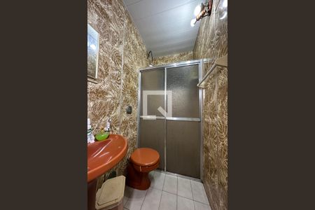 Casa à venda com 100m², 3 quartos e 2 vagasBanheiro