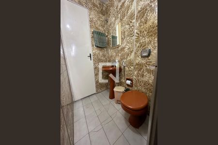 Casa à venda com 100m², 3 quartos e 2 vagasBanheiro