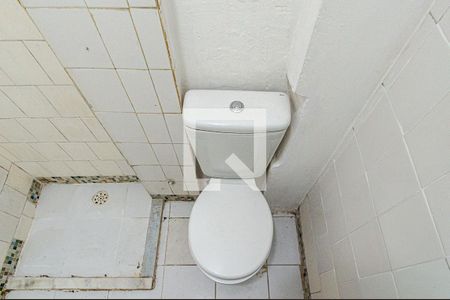 Banheiro de kitnet/studio para alugar com 1 quarto, 43m² em Bela Vista, São Paulo