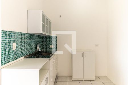 Cozinha de kitnet/studio para alugar com 1 quarto, 42m² em República, São Paulo
