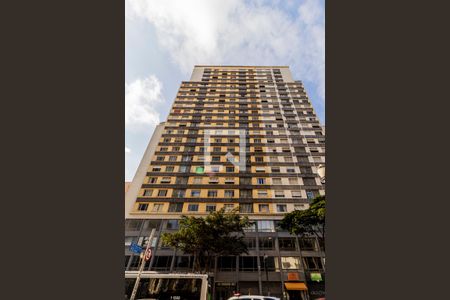 Studio para alugar com 42m², 1 quarto e sem vaga Studio para alugar com 42m², 1 quarto e sem vagaFachada