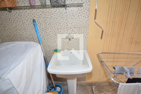 Casa à venda com 217m², 4 quartos e 2 vagasÁrea de Serviço do Segundo Piso