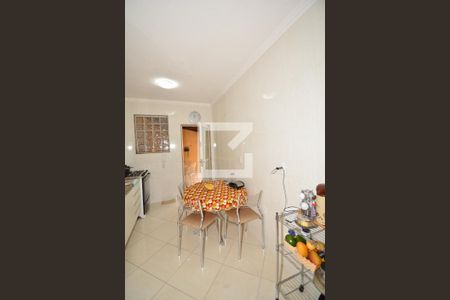 Casa à venda com 217m², 4 quartos e 2 vagasCozinha