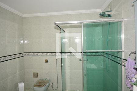 Casa à venda com 217m², 4 quartos e 2 vagasBanheiro Social do Primeiro Piso