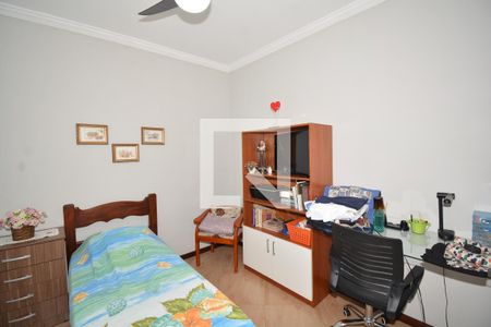 Casa à venda com 217m², 4 quartos e 2 vagasQuarto 3 do Segundo Piso