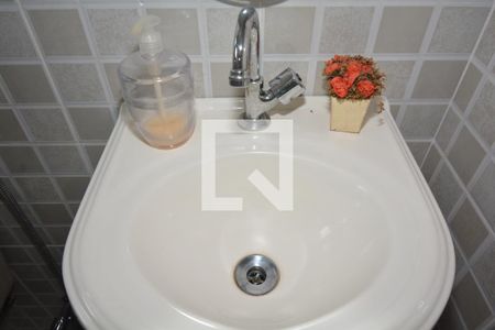 Casa à venda com 217m², 4 quartos e 2 vagasBanheiro da Suíte