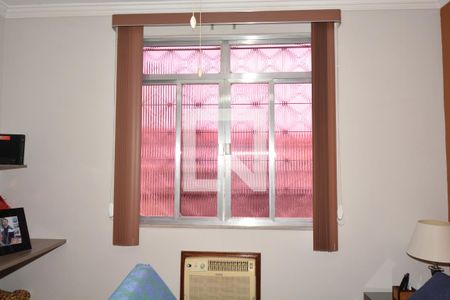 Casa à venda com 217m², 4 quartos e 2 vagasSuíte do Segundo Piso