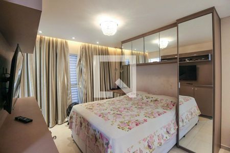 Casa à venda com 243m², 3 quartos e 4 vagas Casa à venda com 243m², 3 quartos e 4 vagasSuíte 1