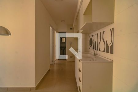 Sala/ Cozinha e área de serviço integrada de apartamento à venda com 2 quartos, 37m² em Jardim Oriental, São Paulo