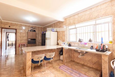 Casa à venda com 160m², 3 quartos e 4 vagas Casa à venda com 160m², 3 quartos e 4 vagasCozinha