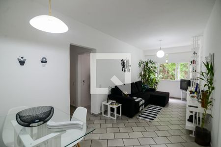 Sala de apartamento para alugar com 2 quartos, 66m² em São Francisco Xavier, Rio de Janeiro