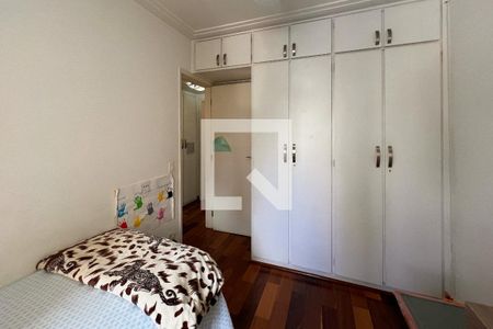 Apartamento à venda com 80m², 2 quartos e 2 vagasQuarto