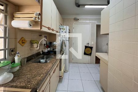 Apartamento à venda com 80m², 2 quartos e 2 vagasCozinha