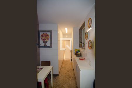 Apartamento à venda com 135m², 3 quartos e sem vaga Apartamento à venda com 135m², 3 quartos e sem vagaCozinha