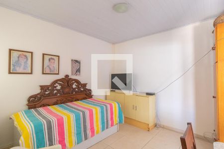 Casa à venda com 200m², 3 quartos e 3 vagasEdícula - Sala