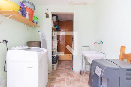 Casa à venda com 200m², 3 quartos e 3 vagasLavanderia