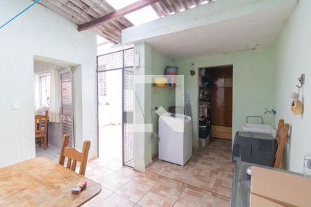 Casa à venda com 200m², 3 quartos e 3 vagasChurrasqueira/Lavanderia