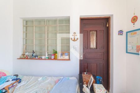 Casa à venda com 200m², 3 quartos e 3 vagasEdícula - Quarto