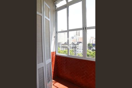 Apartamento à venda com 50m², 1 quarto e sem vagaVaranda