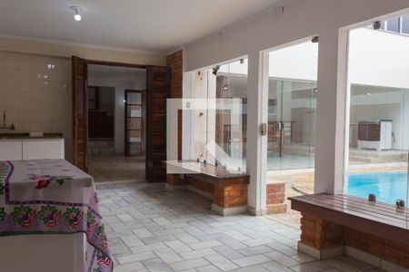 Casa à venda com 431m², 5 quartos e 4 vagasÁrea comum