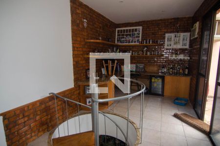 Apartamento à venda com 150m², 3 quartos e 2 vagas Apartamento à venda com 150m², 3 quartos e 2 vagasTerraço