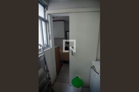 Apartamento à venda com 150m², 3 quartos e 2 vagas Apartamento à venda com 150m², 3 quartos e 2 vagasÁrea de Serviço