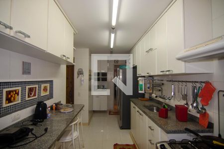 Apartamento à venda com 150m², 3 quartos e 2 vagas Apartamento à venda com 150m², 3 quartos e 2 vagasCozinha