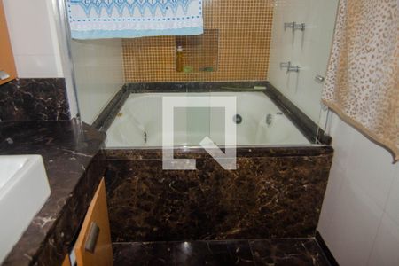 Apartamento à venda com 150m², 3 quartos e 2 vagas Apartamento à venda com 150m², 3 quartos e 2 vagasBanheiro do Quarto 1