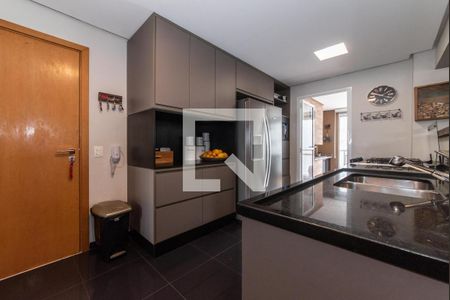 Apartamento à venda com 150m², 3 quartos e 3 vagasCozinha
