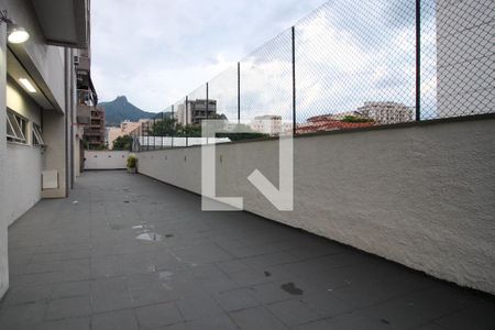 Apartamento à venda com 88m², 2 quartos e 1 vaga Apartamento à venda com 88m², 2 quartos e 1 vagaÁrea comum