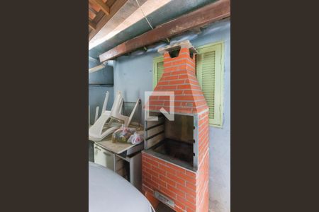 Casa à venda com 70m², 2 quartos e 3 vagas Casa à venda com 70m², 2 quartos e 3 vagasChurrasqueira