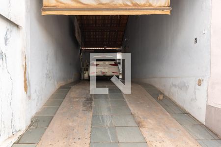 Casa à venda com 70m², 2 quartos e 3 vagas Casa à venda com 70m², 2 quartos e 3 vagasGaragem