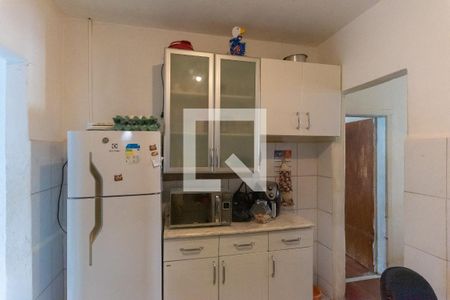 Casa à venda com 70m², 2 quartos e 3 vagas Casa à venda com 70m², 2 quartos e 3 vagasCozinha