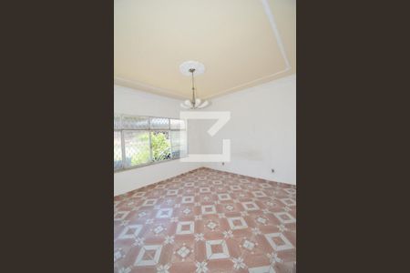 Casa para alugar com 80m², 2 quartos e 1 vagaQuarto