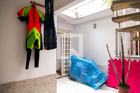 Casa à venda com 125m², 3 quartos e 1 vagaÁrea de Serviço