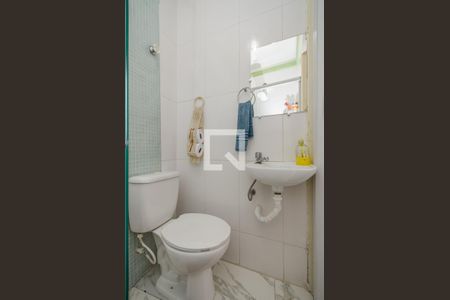 Casa à venda com 160m², 3 quartos e 2 vagas Casa à venda com 160m², 3 quartos e 2 vagasBanheiro Social 1