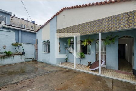 Casa à venda com 160m², 3 quartos e 2 vagas Casa à venda com 160m², 3 quartos e 2 vagasGaragem