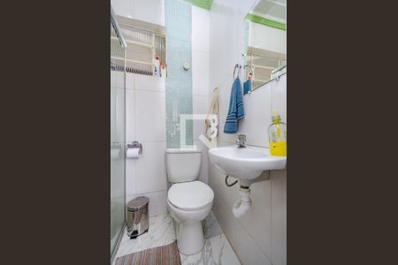 Casa à venda com 160m², 3 quartos e 2 vagas Casa à venda com 160m², 3 quartos e 2 vagasBanheiro Social 1