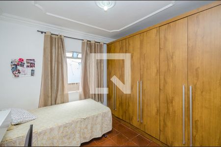 Casa à venda com 160m², 3 quartos e 2 vagas Casa à venda com 160m², 3 quartos e 2 vagasQuarto 2